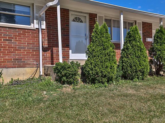 3rd image of 519 Palmerston Dr