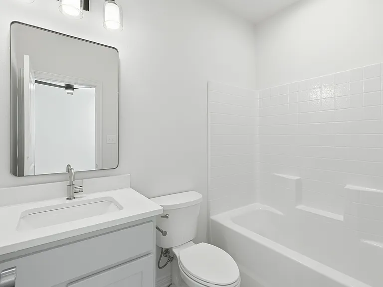 307 Sterling St #D — Photo 28