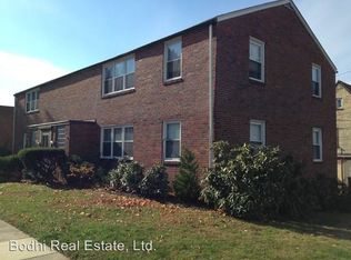 24 Surrey Rd APT 2, Springfield, PA 19064