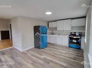 3 Main St APT 4, Shirley, MA 01464