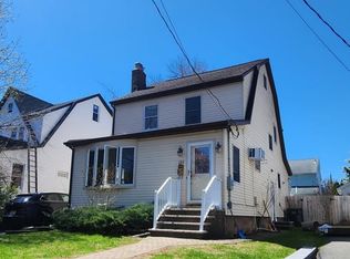 194 Elder Ave, Bergenfield, NJ 07621