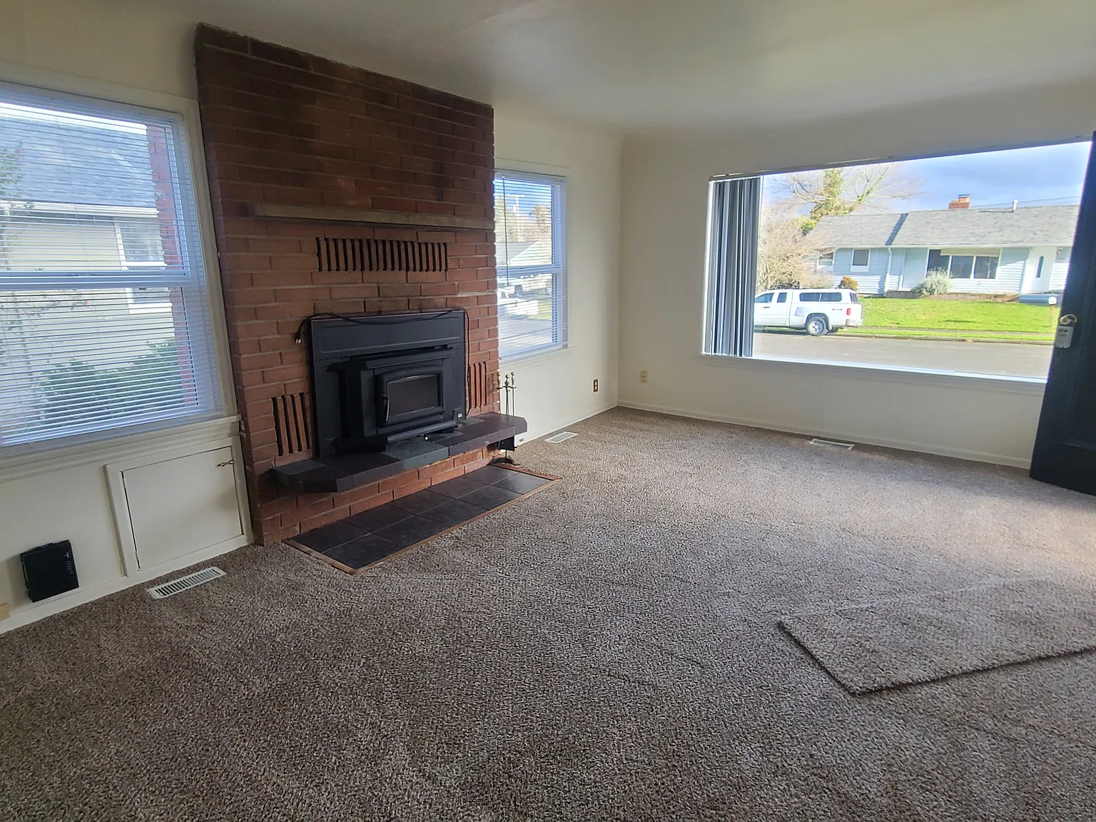 2 bed, 860 sqft, $1,895 — Photo 3