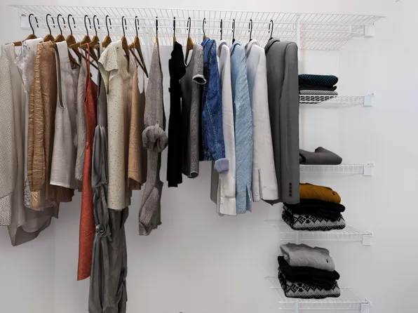 55 Riverwalk Place image 4 of 38