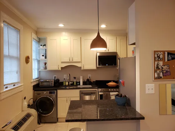 3520 W Pl NW, Washington, DC