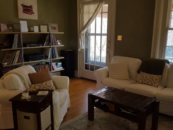 Fabulous 2BR Apartment on Arthur Ashe Blvd!, 112 S Arthur Ashe Blvd, Richmond, VA 23220