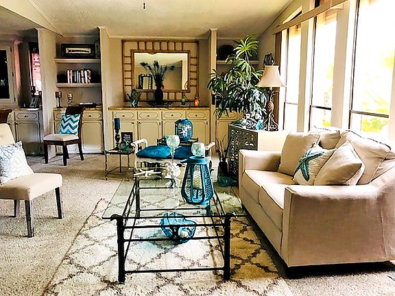 5th image of 115 Las Palmas Blvd #115