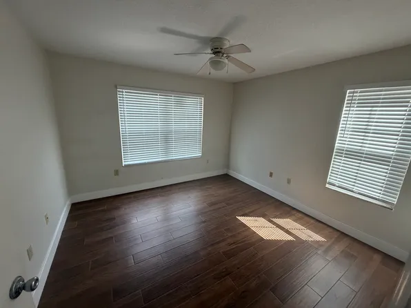 1939 Summer Club Dr, Oviedo, FL 32765