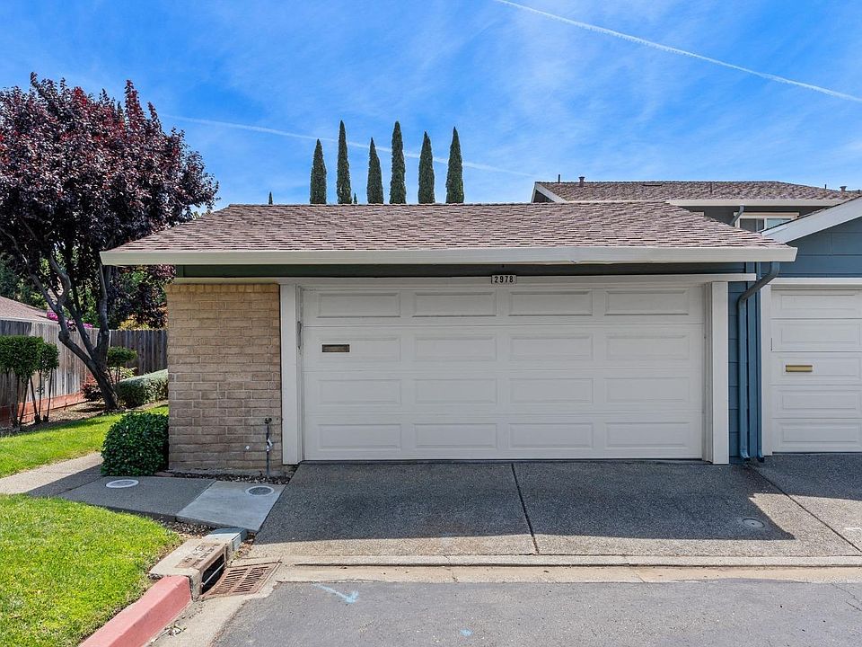 1st image of 2978 Sunbird Drive