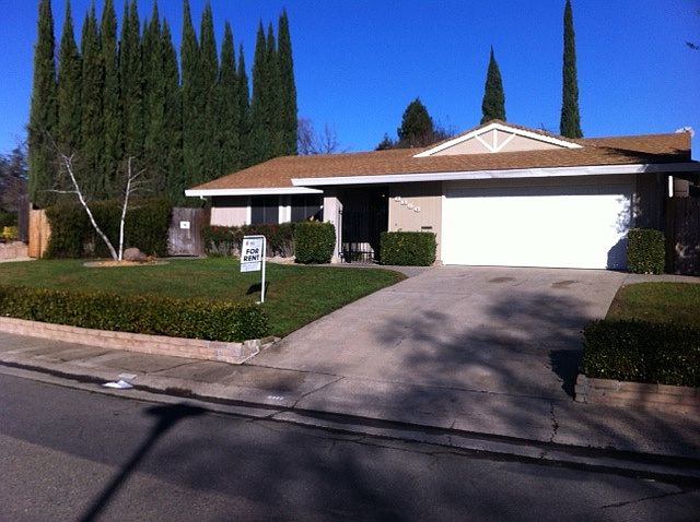 1st image of 6856 Escallonia Dr