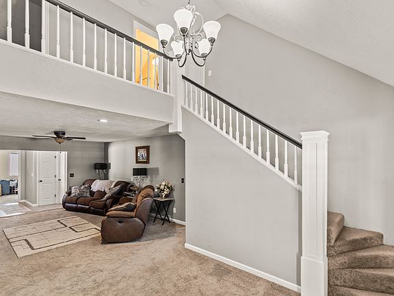 3rd image of 91 W 100 S