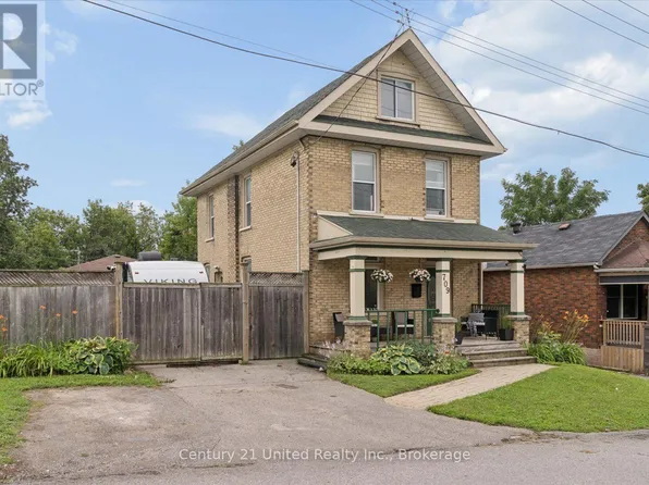 709 3rd Ave, Peterborough, ON K9J 4P4