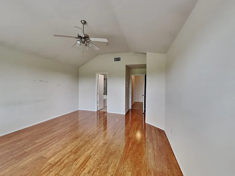 9045 Trail Blazer Dr — Photo 9