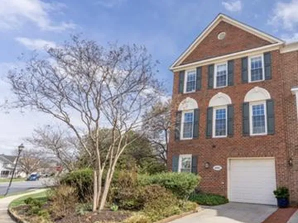 43451 Livery Sq, Ashburn, VA 20147