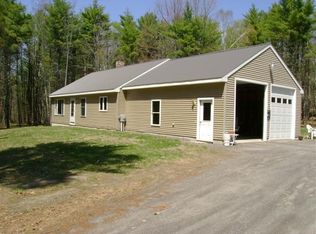 7 Evelyns Way, Raymond, ME 04071