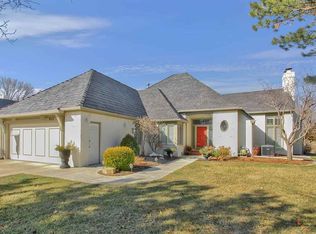 9212 E Lakepoint Dr, Wichita, KS 67226