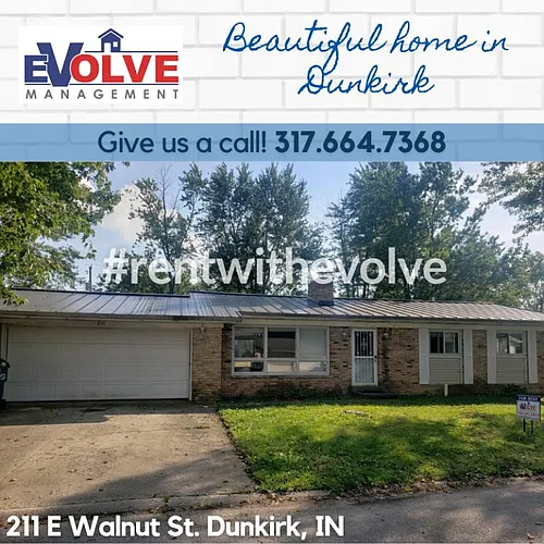 211 W Walnut St Photo 1