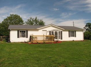 582 Pollys Bend Rd, Lancaster, KY 40444