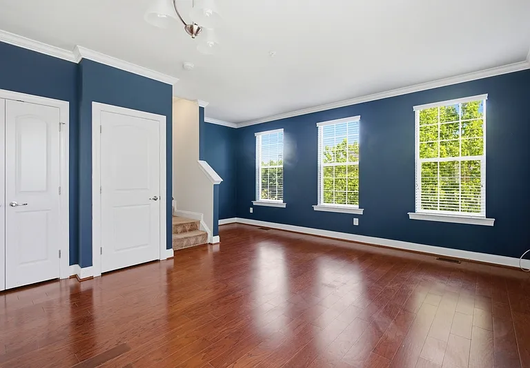 300 Camillia Pl — Photo 9