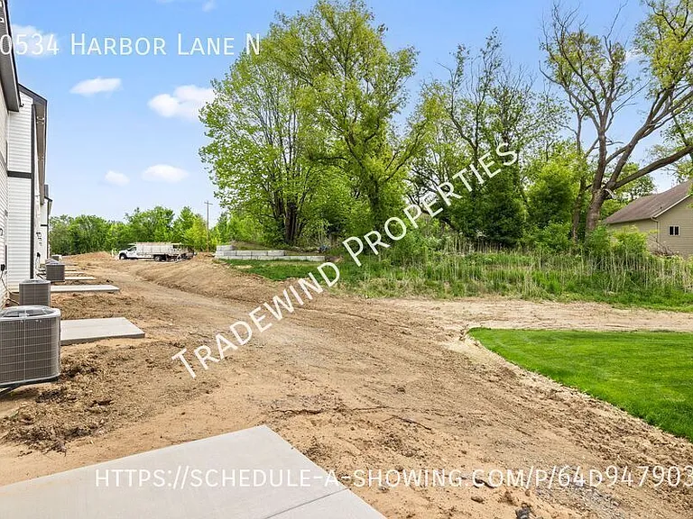 10534 Harbor Ln N — Photo 30