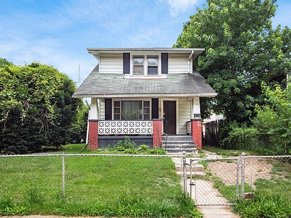 4th image of 324 Wrexham Ave