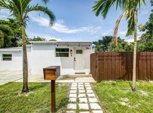 2461 Hayes St, Hollywood, FL 33020