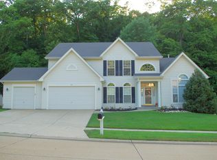 729 Southern Hills Dr, Eureka, MO 63025