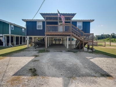1794 Blue Meadow Rd, Bay Saint Louis, MS, 39520