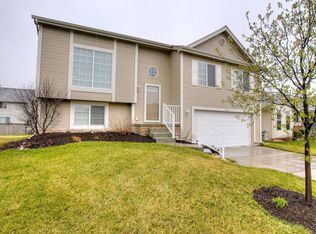4613 Springview Dr, Bellevue, NE 68133