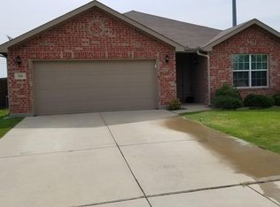 326 Broken Bow, Krum, TX 76249