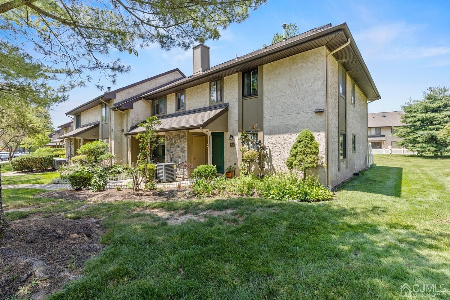 63 Hampshire Dr, Plainsboro, NJ 08536 MLS 2400028R Zillow