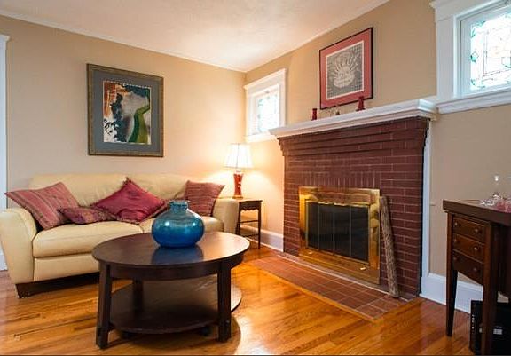 4th image of 122 Hamden Cir #1