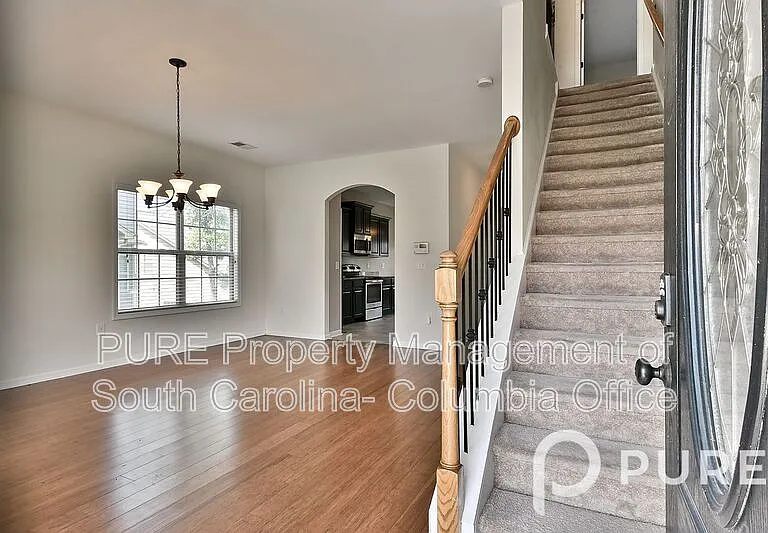 452 Rushfoil Dr — Photo 4