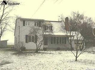 4751 E Lake Rd, Sheffield Lake, OH 44054