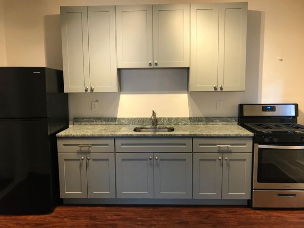 124 Dinsmore Ave FLOOR 1