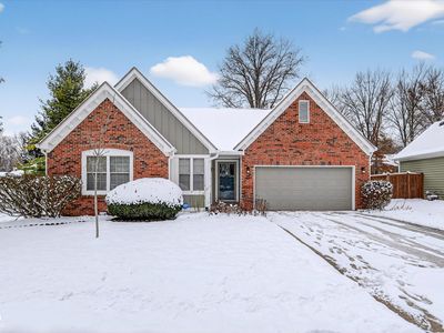 7572 Pinesprings East Dr, Indianapolis, IN, 46256