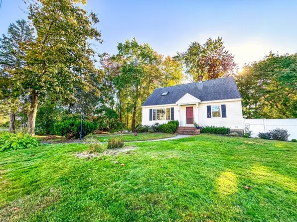 6 Bedford St, Methuen, MA 01844