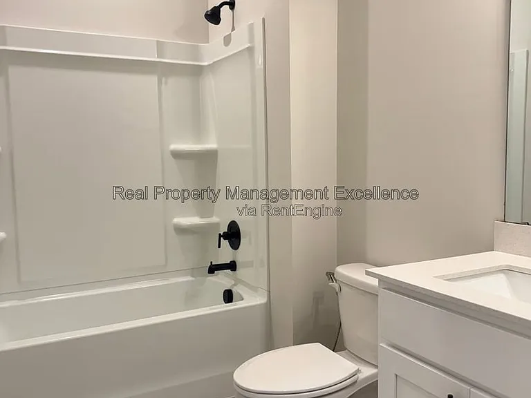 101 Brody Pine Way — Photo 32