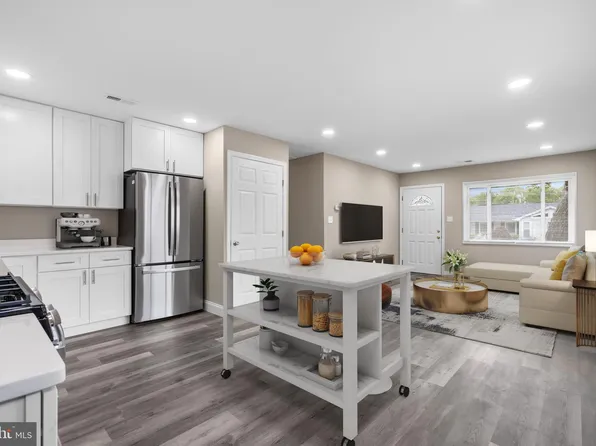 1206 Westfield Dr, Oxon Hill, MD 20745