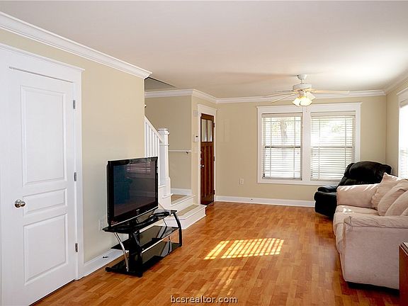 3rd image of 1725 Harvey Mitchell Unit 1211