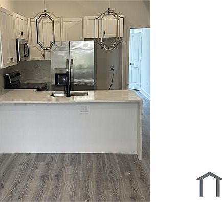 1st image of 3861 Fairmount Ave #2