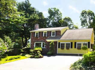 190 Parish Rd, Needham, MA 02494