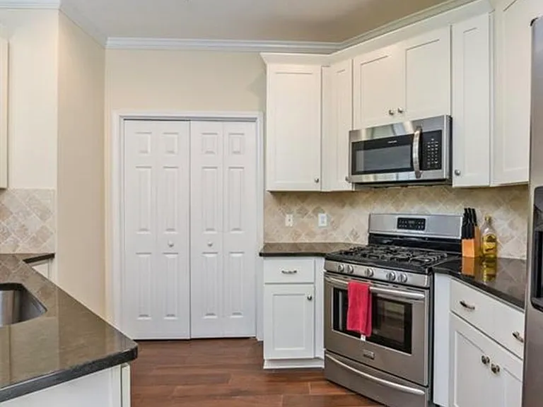 226 S Torrence St #301 — Photo 3