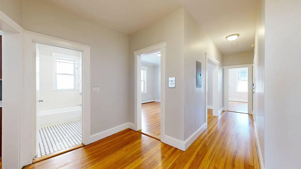 17 Morris Street — Photo 3