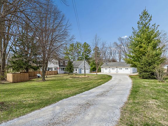 2nd image of 57213 Sand Hill Ln