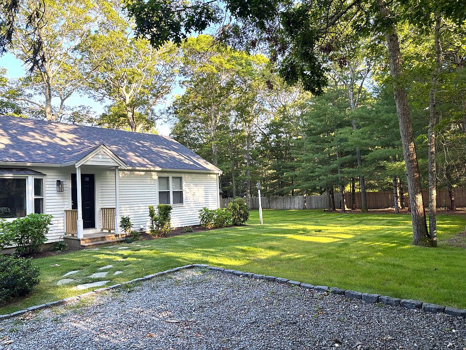 1st image of 310 White Oak Trl #1
