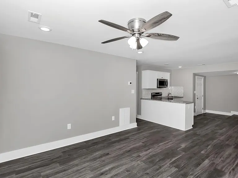 908 Fairway Dr NW — Photo 14