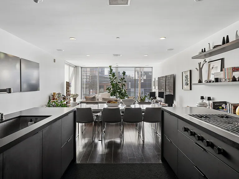 1234 Howard St #2A — Photo 8