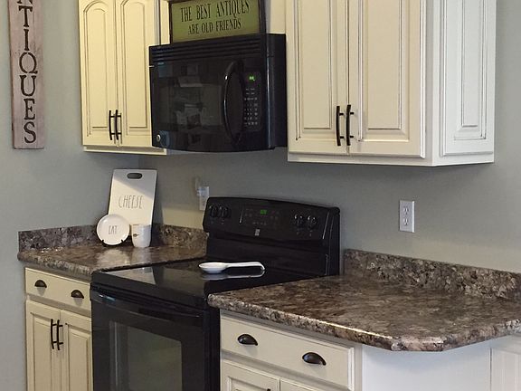 portion of kitchen