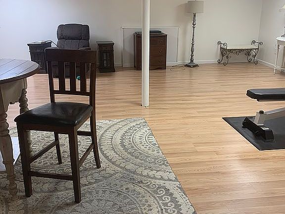 3rd image of 14901 Indian Creek Dr
