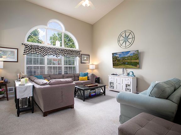3rd image of 504 Hopewell Park